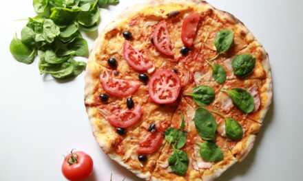 Pizza Margherita Classique : Un Délice Italien Intemporel