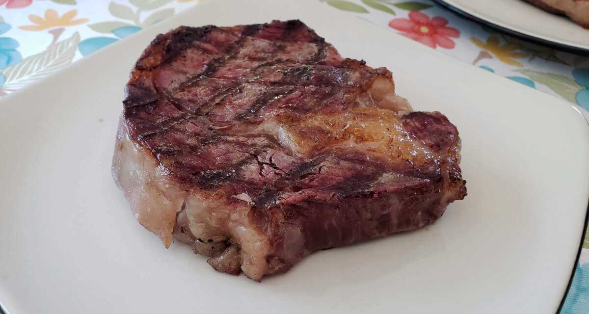 Comment Cuire un Steak Parfaitement à Chaque Fois ?