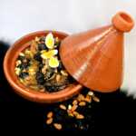 Comment Préparer un Tajine Marocain aux Amandes et Pruneaux ?